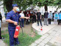 學?；馂奶由械奈宸N錯誤行為